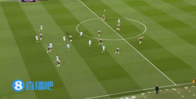 j9九游会老哥俱乐部交流差点闪击！拉什福德开场32秒低射中柱