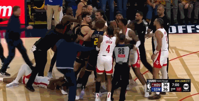 j9九游真人游戏第一品牌登录入口有没有人管我🥹火勇冲突躺地的阿门险些被踩到&助教赶忙保护！