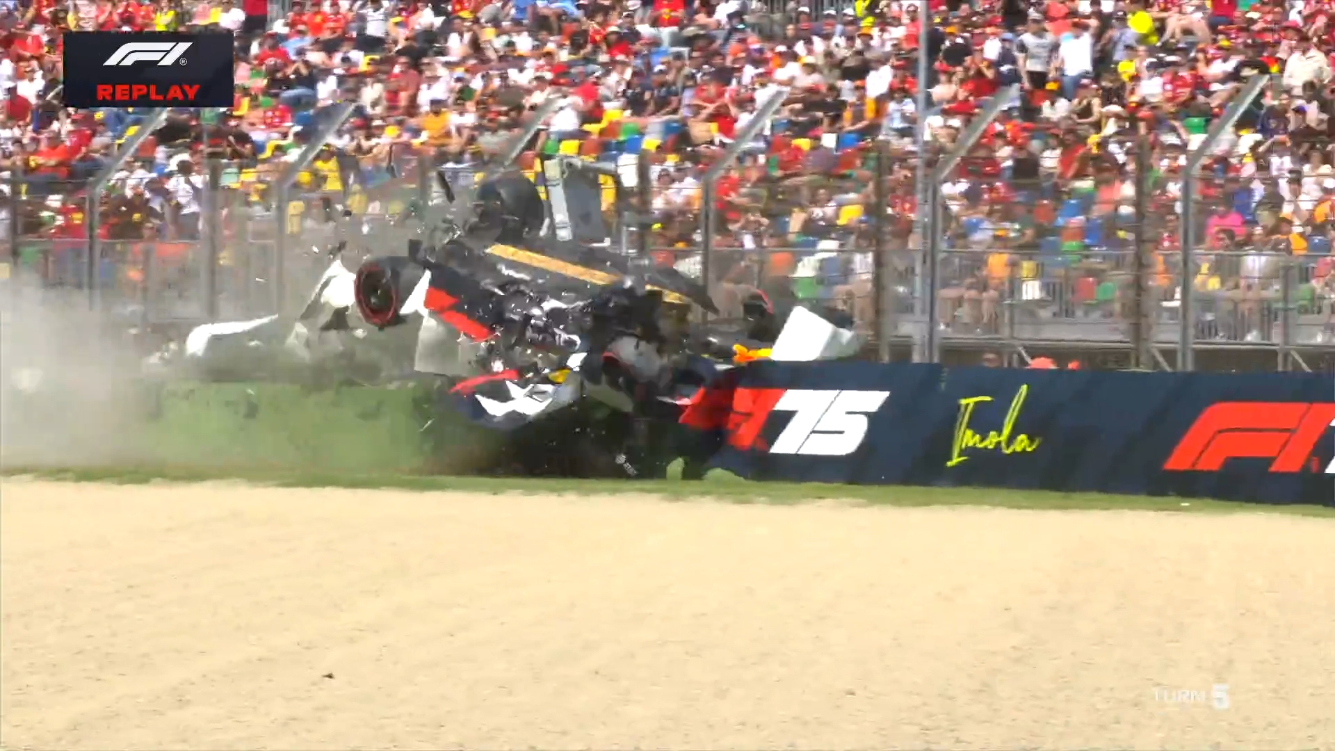 ag九游会亚洲真人第一品牌FIA官方：因更换新的电池和电控系统，角田正赛将从维修区起步