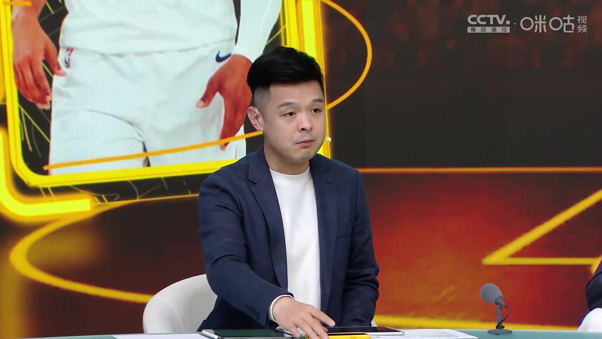 j9九游会老哥俱乐部交流周琦：锡伯杜看到了可能替补打得时间长一些 也会有好的发挥！