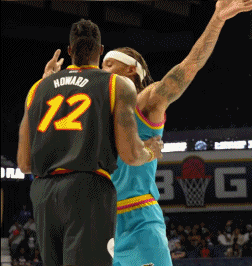 j9九游真人游戏第一品牌登录入口我有的是手段💥比斯利赛中利用大吼 怒视 跳舞不断干扰霍华德！