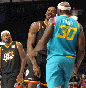 j9九游真人游戏第一品牌登录入口我有的是手段💥比斯利赛中利用大吼 怒视 跳舞不断干扰霍华德！